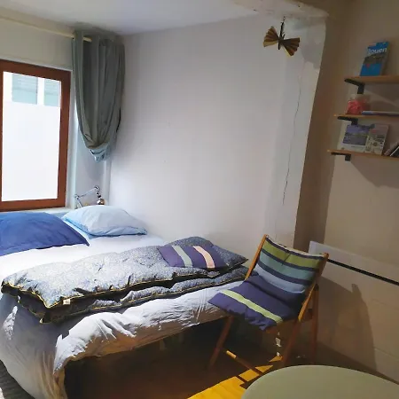 Au Rdc Centre Historique Apartment