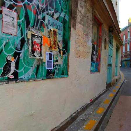 Au Rdc Centre Historique Apartment